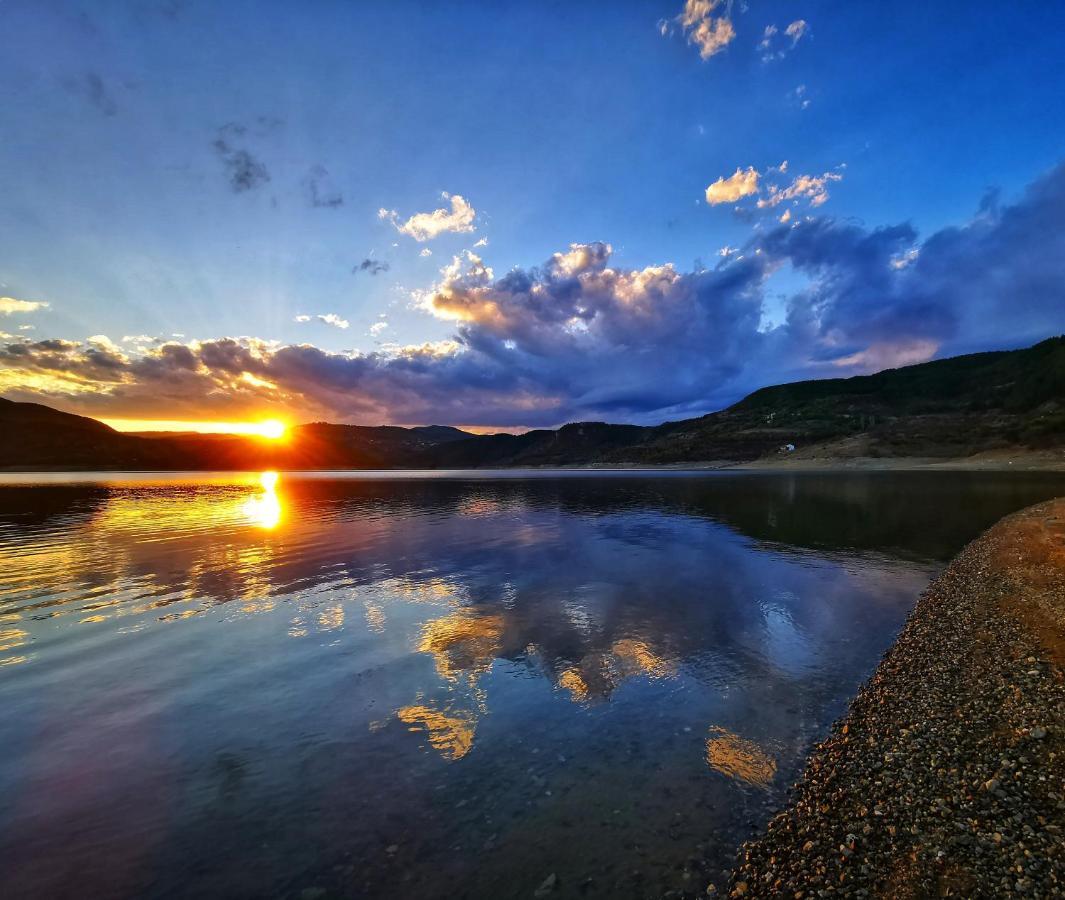 Lakeview Glamping Staro Myasto Екстер'єр фото